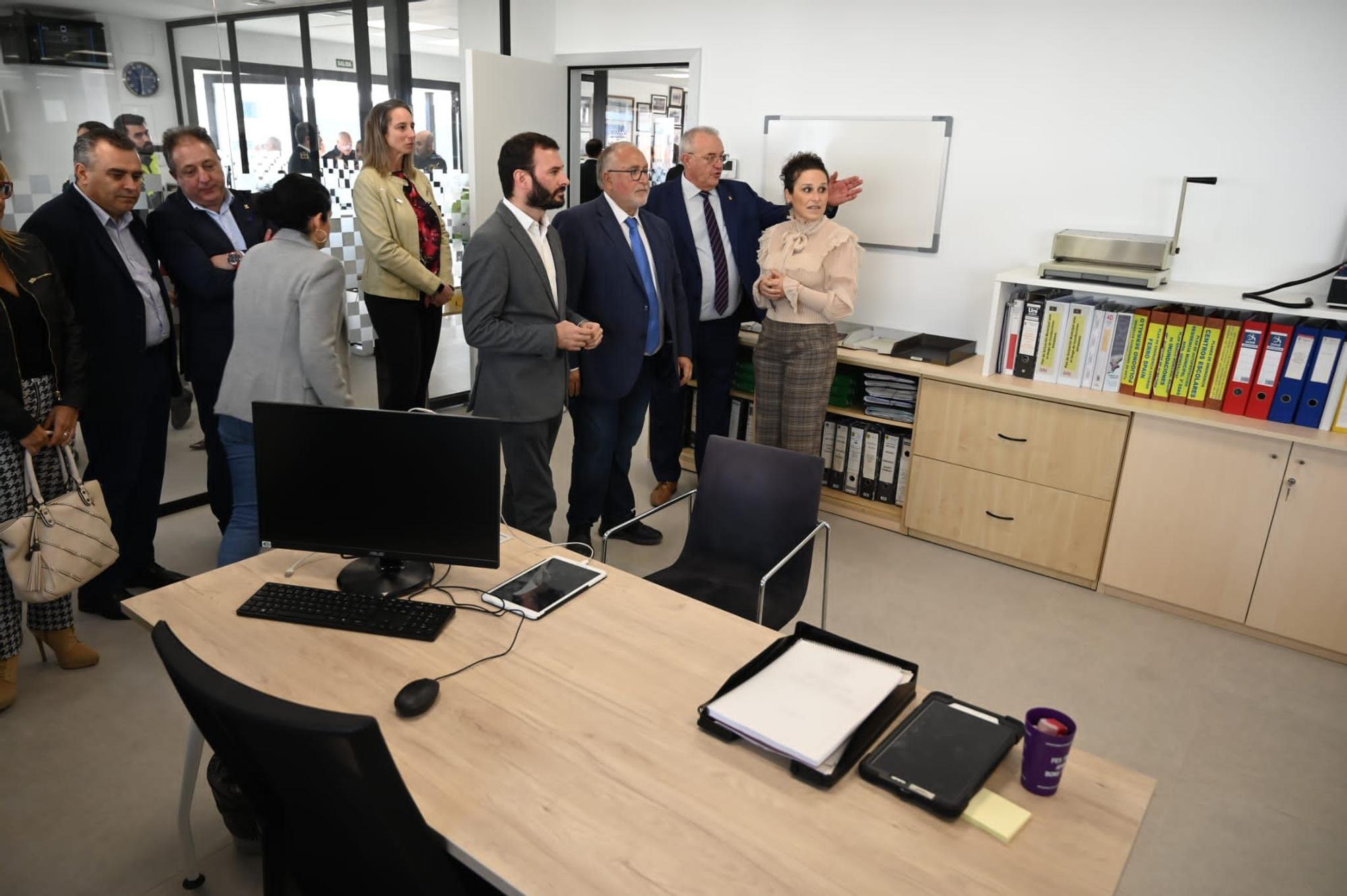 Todas las fotos de la inauguración de la nueva comisaría de Almassora