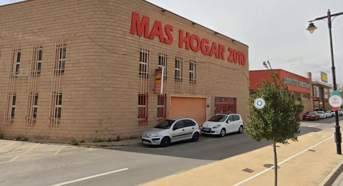 Otra de las naves a subasta.