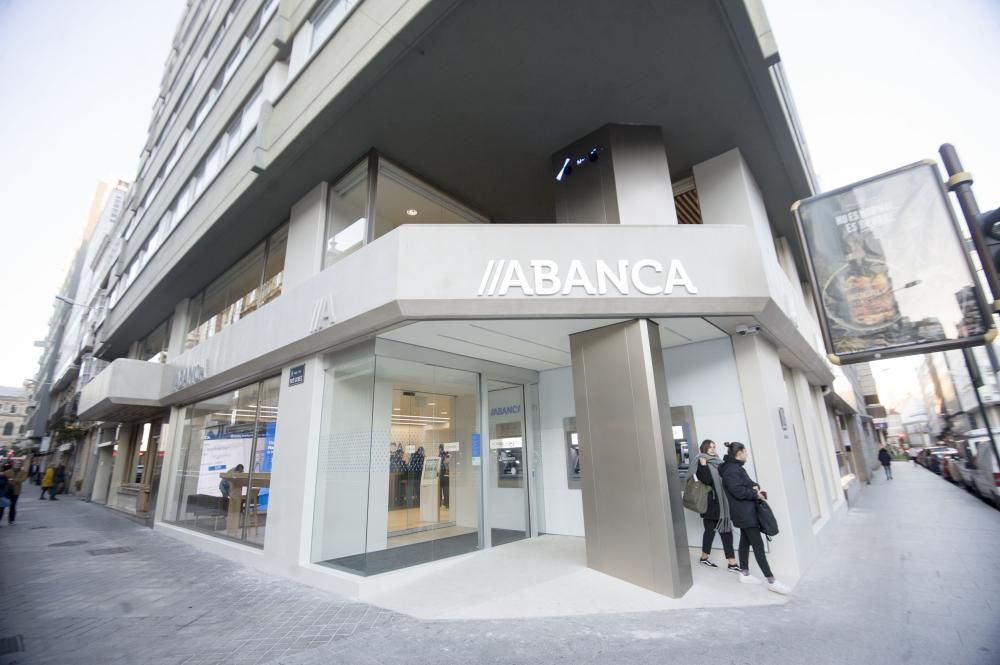 Presentación del nuevo modelo de oficina de Abanca