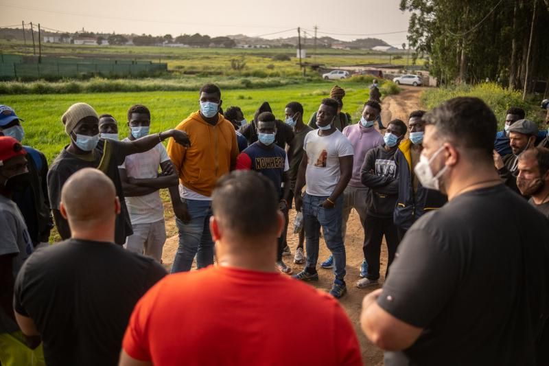 Asamblea General de Apoyo a los Migrantes en el Campamento de las Raíces para que tengan una vida digna