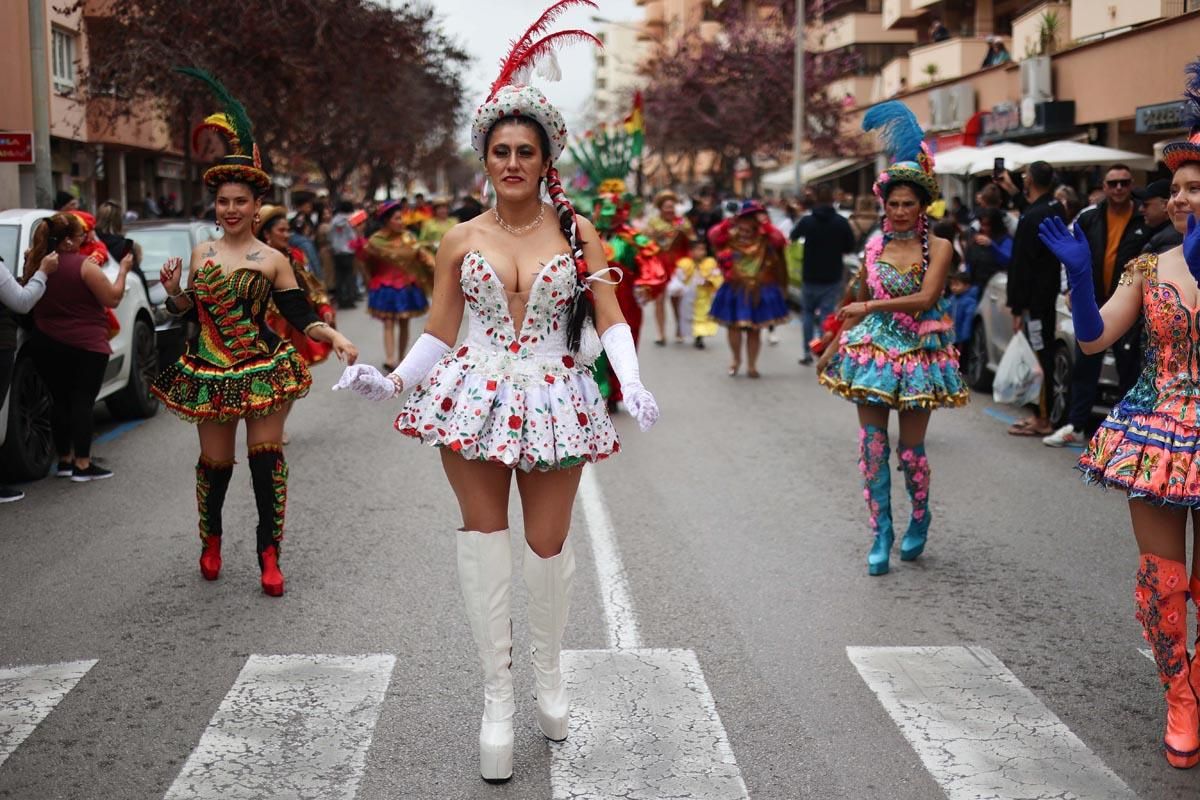 Búscate en las imágenes de la rúa de Carnaval de Ibiza