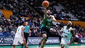 Ricky Rubio lideró la victoria verdinegra