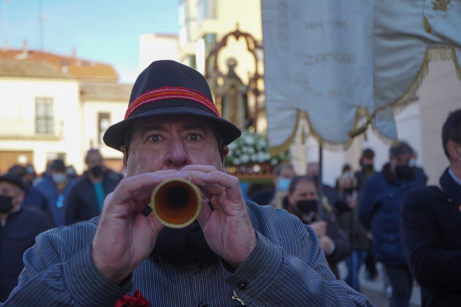 GALERÍA | ¡Benditos animales! Las pequeñas fieras reciben la bendición por San Antón en Zamora