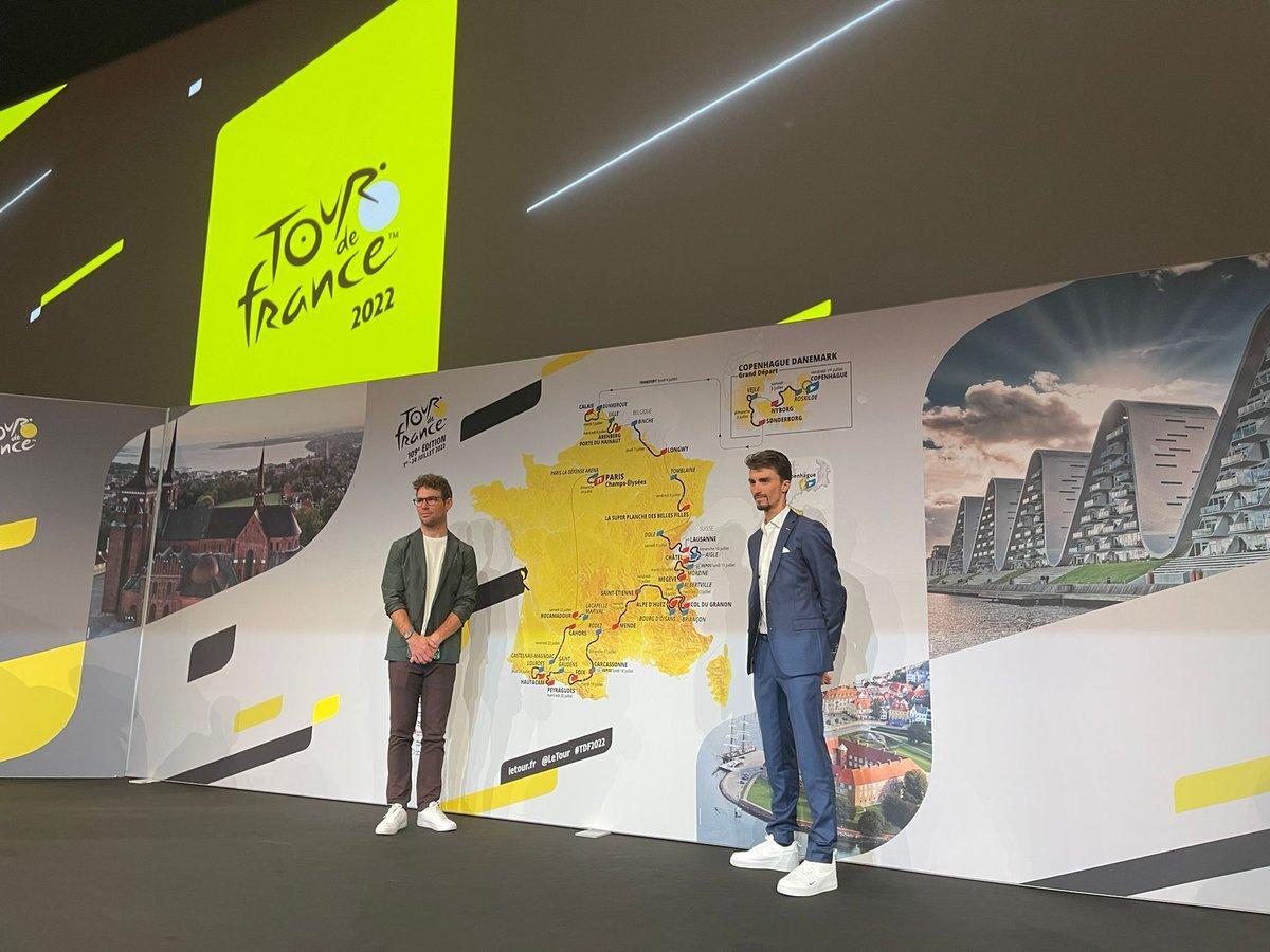 Cavendish y Alaphilippe, durante la presentación del Tour en París.