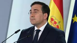 España convoca al embajador argentino para "exigir" disculpas públicas de Milei y amenaza con escalar el conflicto