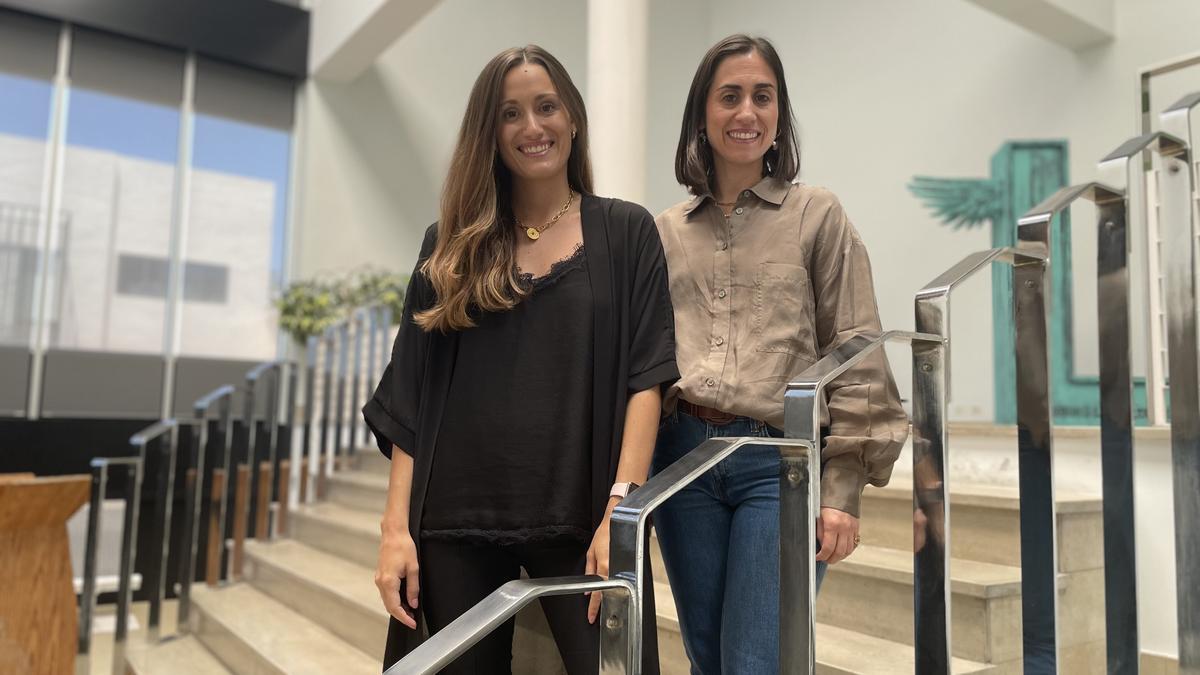 Patricia Vázquez y Cristina Aristoy en las instalaciones de Levante-EMV.