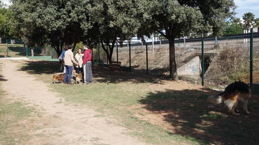 Paterna abre el mayor parque comarcal de recreo canino