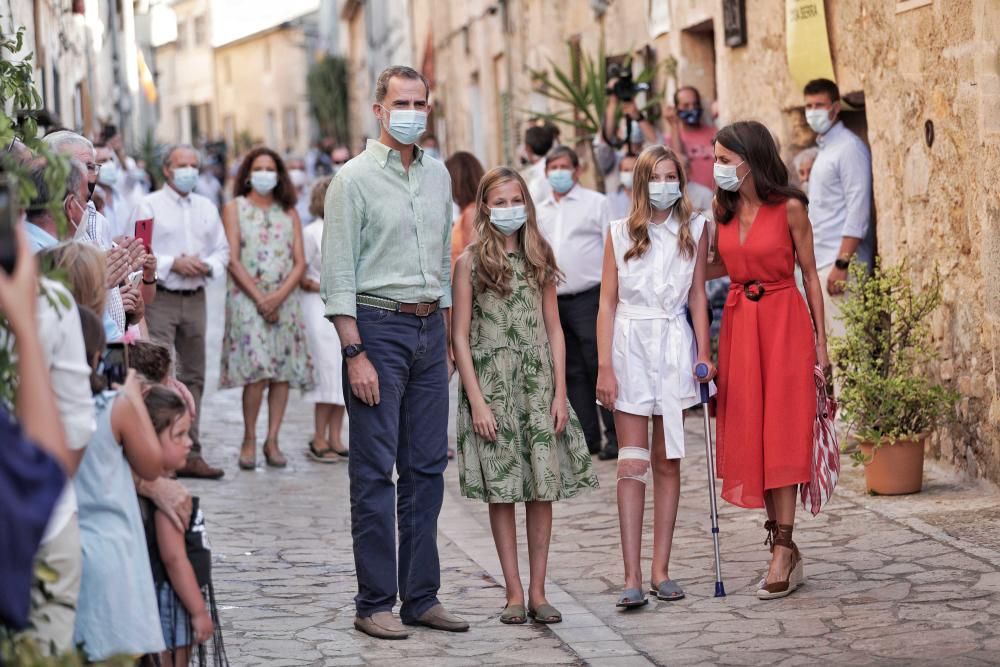 Die Königsfamilie besucht Petra auf Mallorca