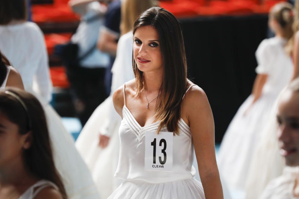 Ensayo de las candidatas a fallera mayor 2019 en la Fonteta