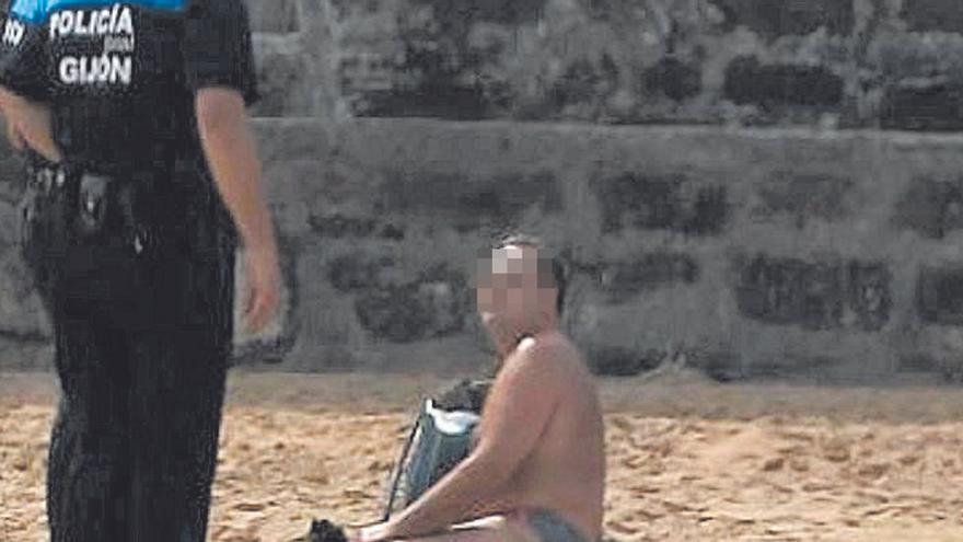 Sancionan a un bañista de 47 años por masturbarse en una playa