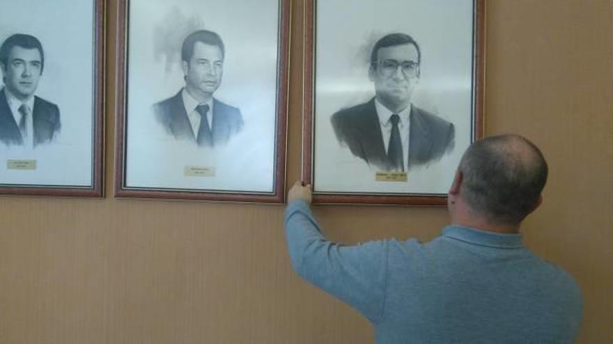 El cronista oficial de la Villa desaconseja quitar los retratos de los alcaldes franquistas