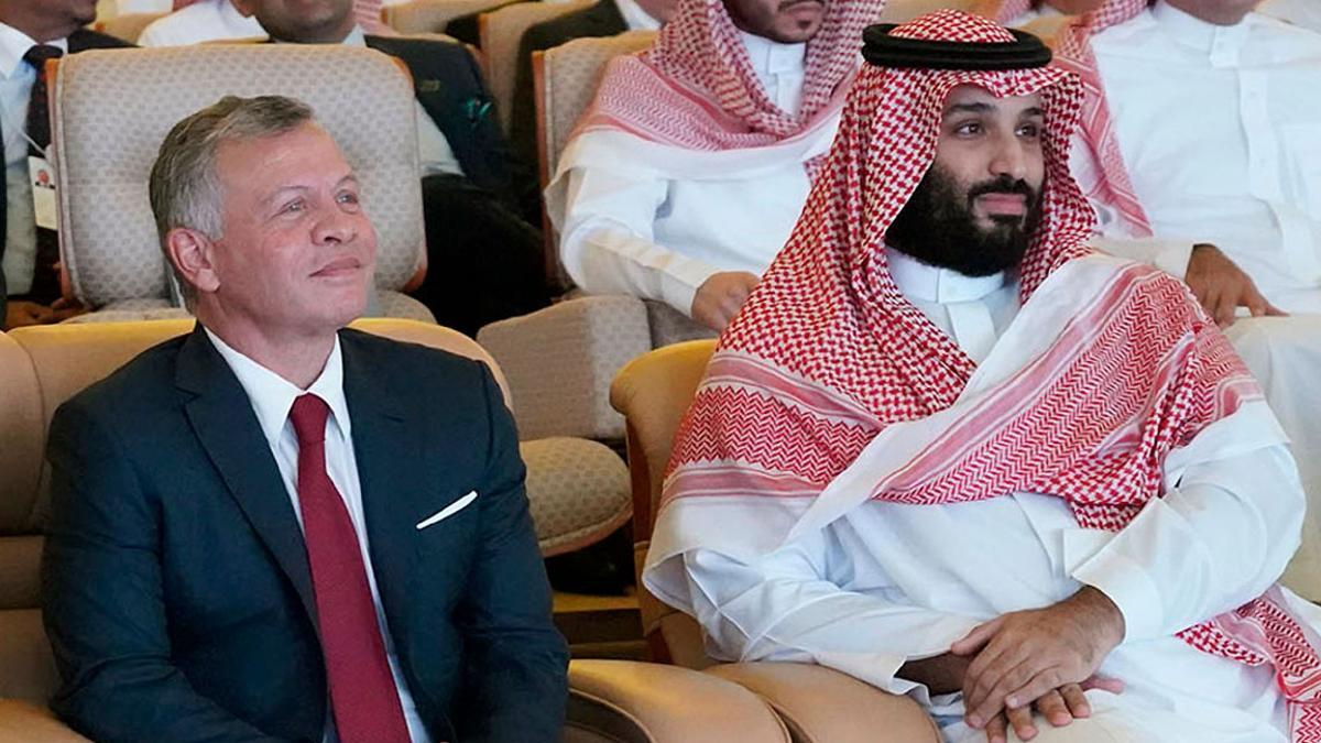 El rey Abdalá II, junto al príncipe saudí Bin Salman en una imagen de archivo.