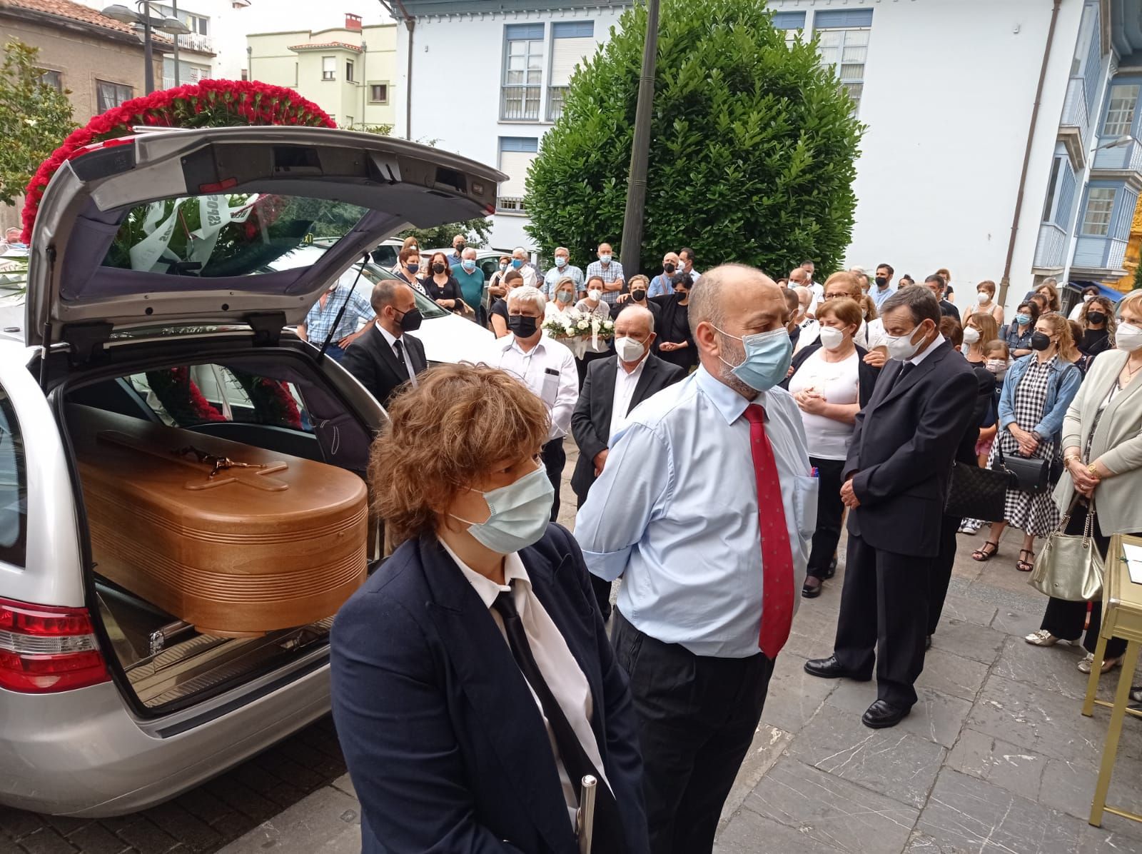 Funeral de Ángel Vázquez, presidente de los Amigos de la Música de Siero