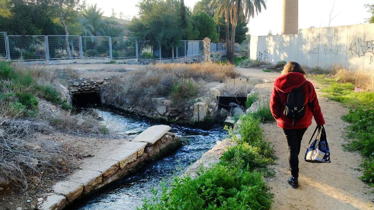 Elche, Acequia Mayor del pantano por la zona del convento de las Clarisas