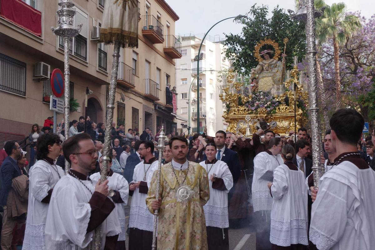 Procesión de la Divina Pastora por el barrio de Capuchinos