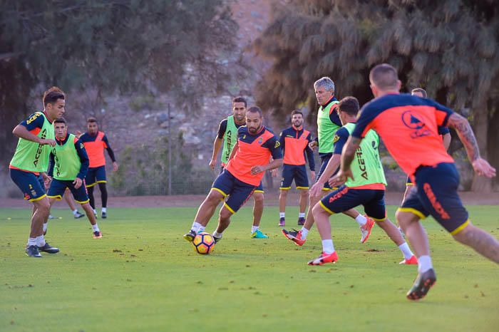 Entrenamiento de la UDLP en Las Burras