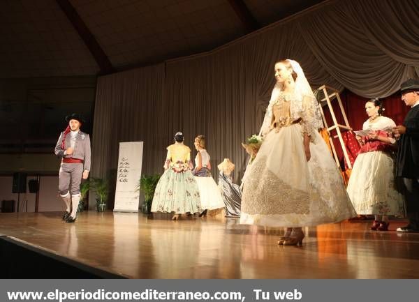 GALERÍA DE FOTOS - Muestra de indumentaria tradicional en la Pérgola