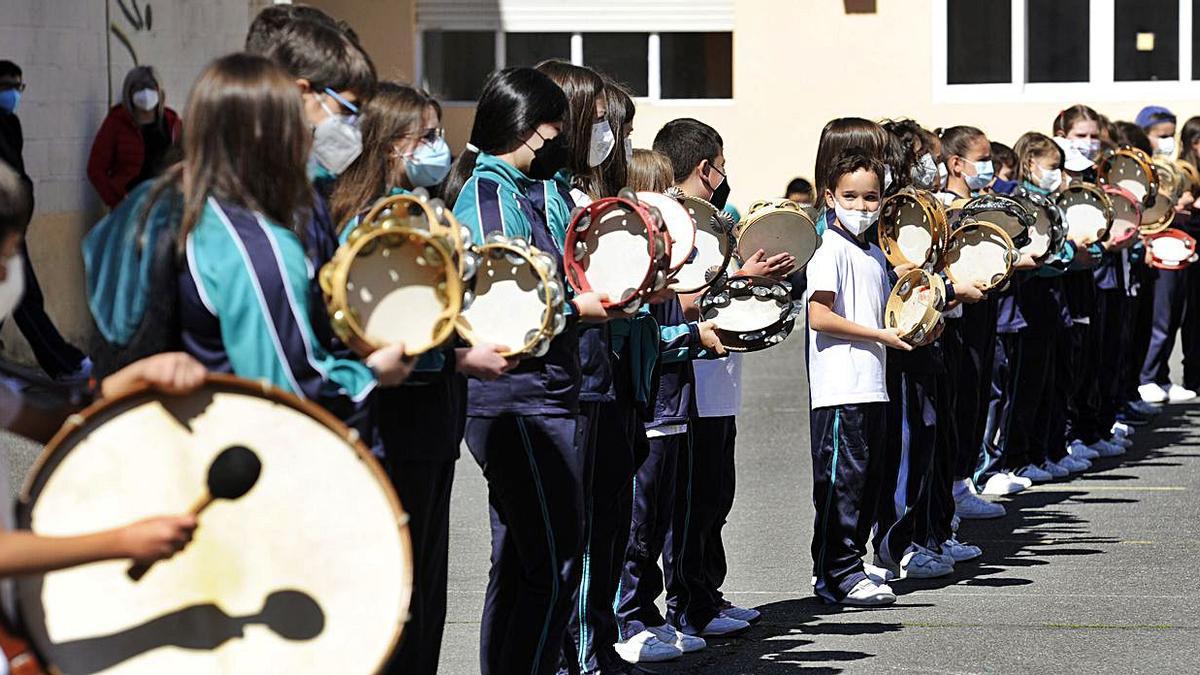 O colexio María Inmaculada celebra o Día das Letras Galegas | BERNABÉ/JAVIER LALÍN