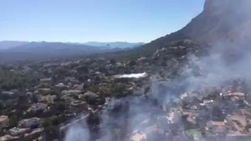 Incendio forestal en el Port del Montgó