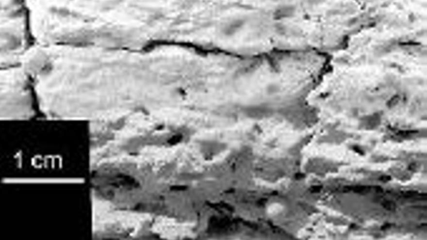 Marte tuvo en el pasado un mar salado con olas y costas rocosas