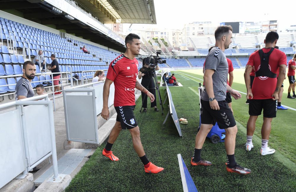 El CD Tenerife vuelve a entrenar en casa