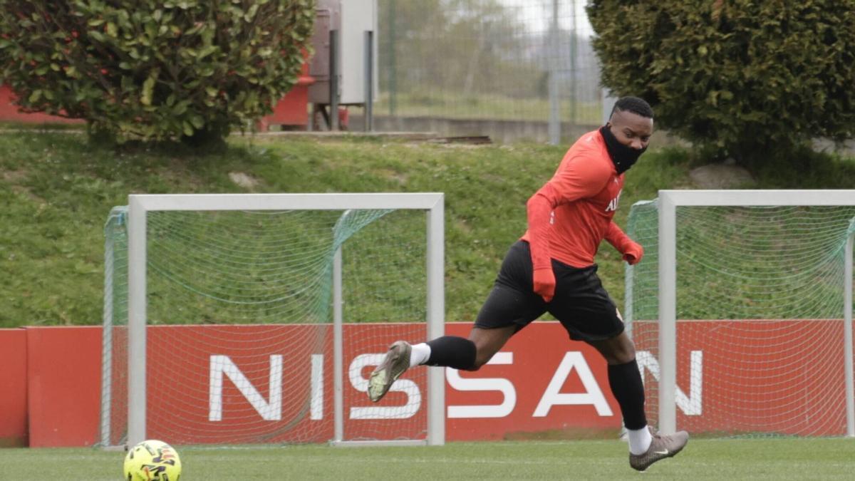 Sporting Gijón vs Real Sociedad B: A Dangerous Clash at El Molinón | LaLiga Hypermotion Matchday 34