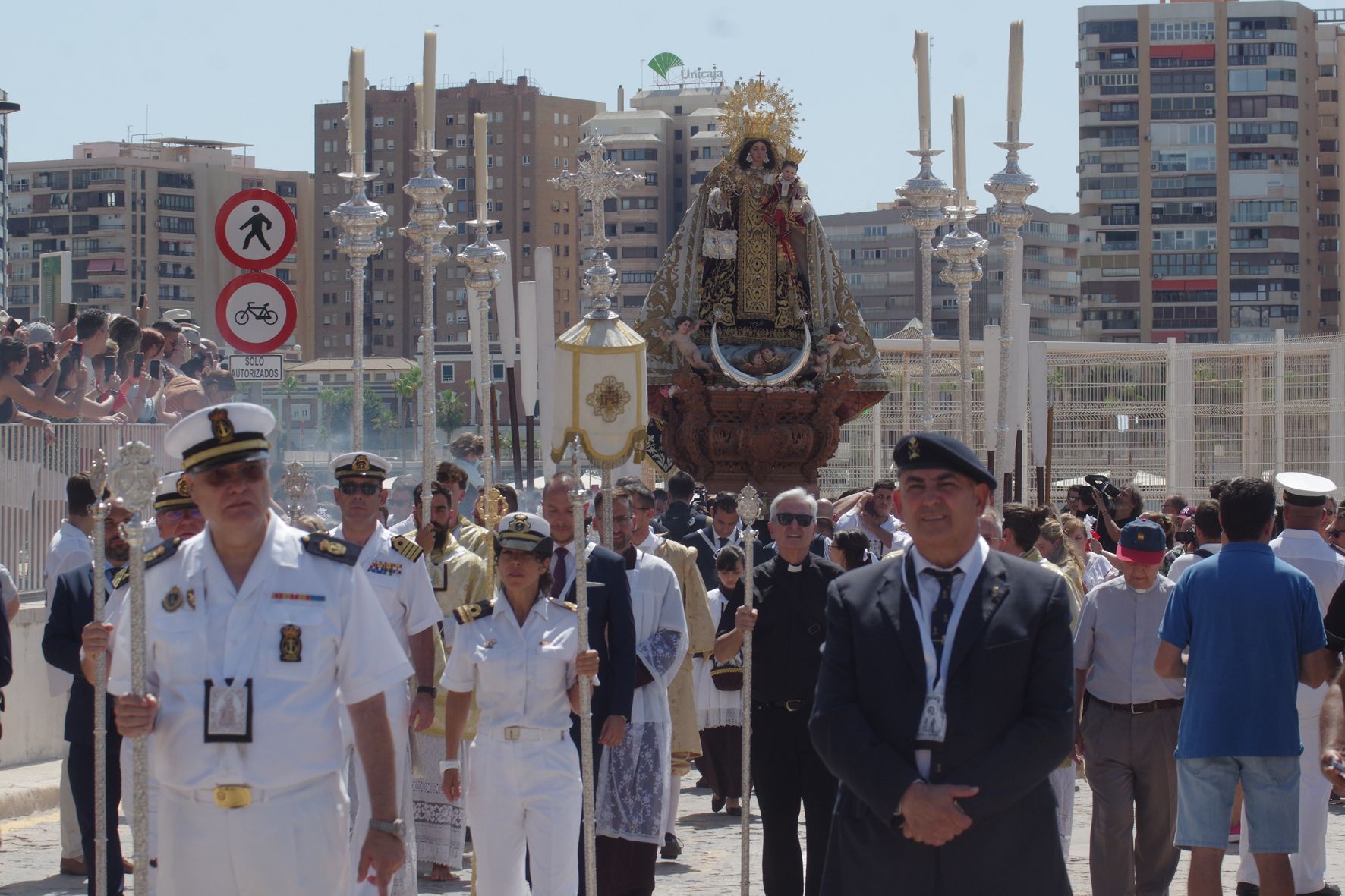 Traslado de regreso a la Catedral de la Virgen del Carmen del Perchel