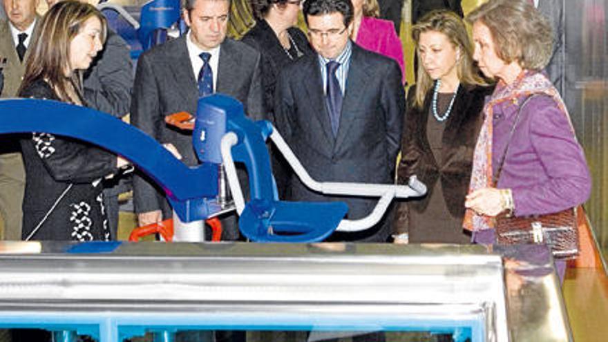 Las autoridades en el día de la inauguración del Joan Crespí en 2007.