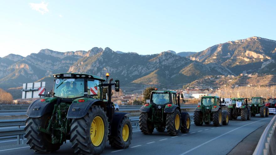 La pagesia convoca una tractorada aquest dimarts a l&#039;AP-7, a l&#039;Alt Empordà