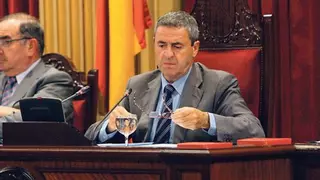 Pere Rotger, expresidente del Parlament del PP, sobre Le Senne : "Por respeto a la principal institución de Baleares lo suyo es dimitir"