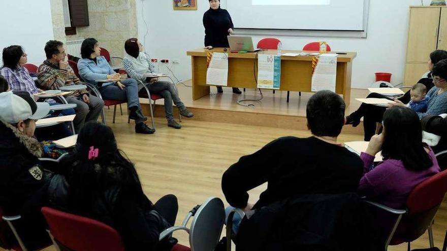 Arranca la Escuela de Padres en el Seminario San Atilano