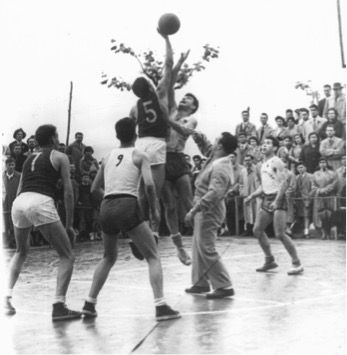 Historia del baloncesto vigués: aquellos pioneros de los años 30