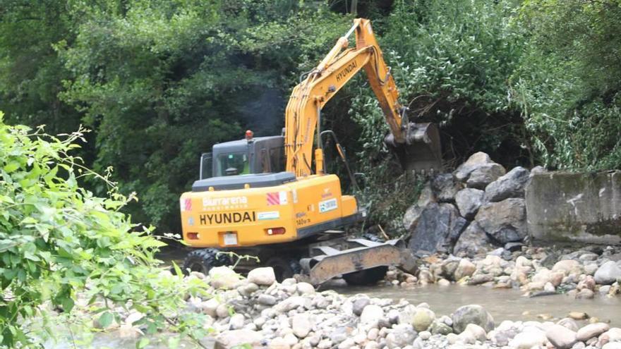 La Confederación actúa en el río Aller