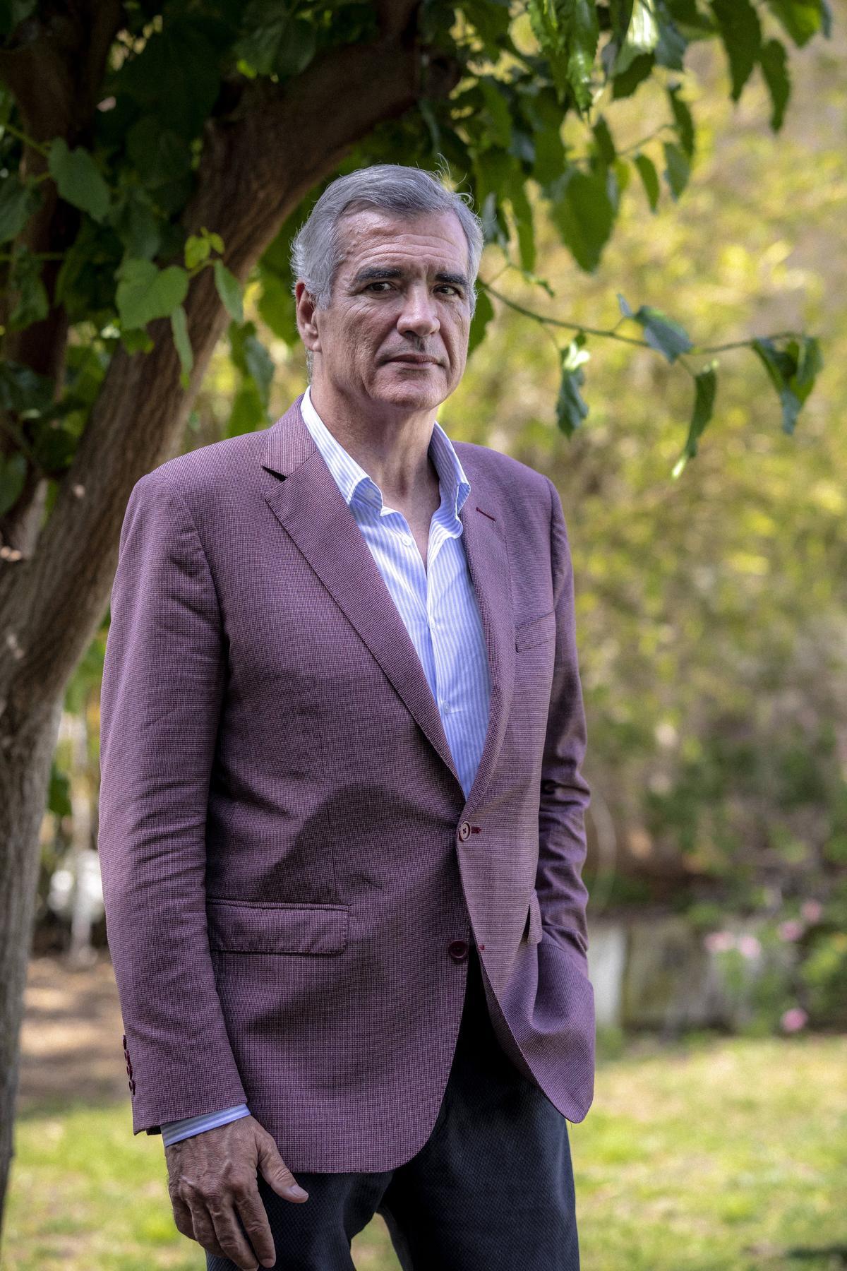 "Con el descuento de residente al Estado le cuesta más una persona que viaja en avión que en barco, porque el avión es más caro".