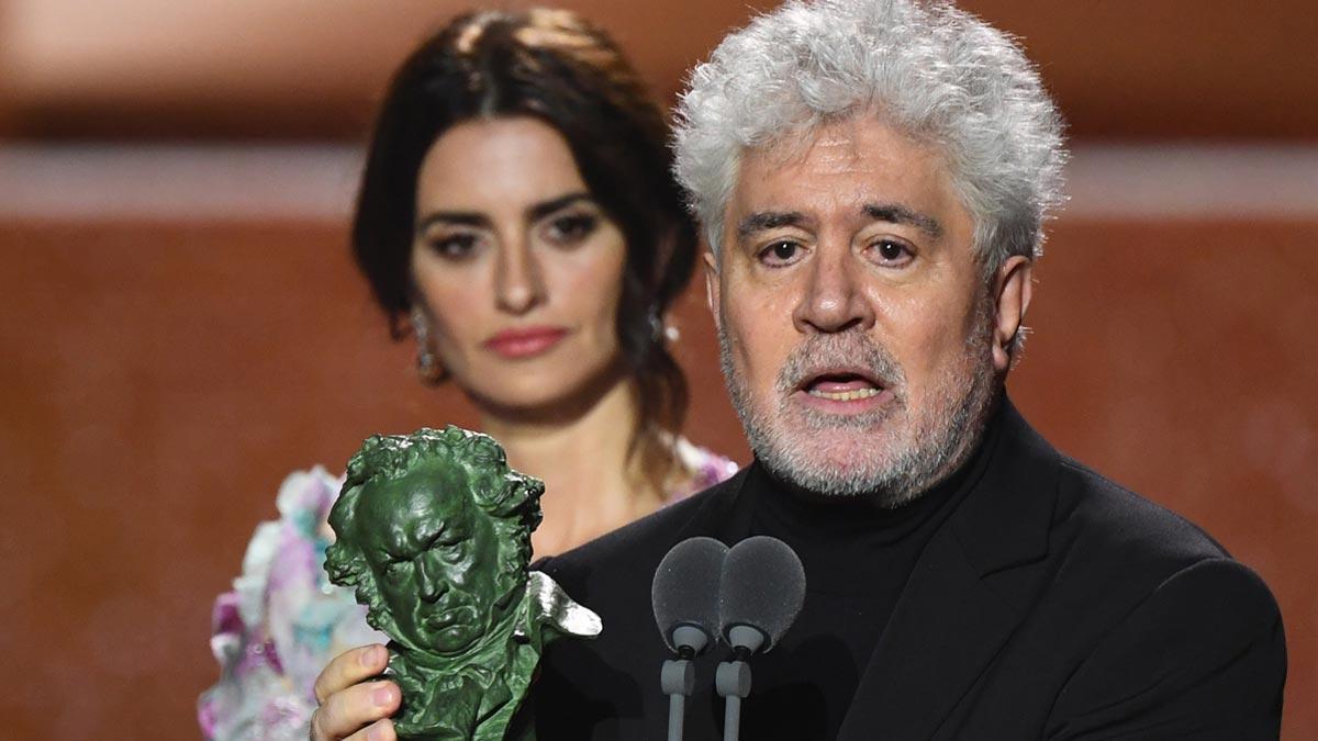 Almodóvar triunfa en los Goya