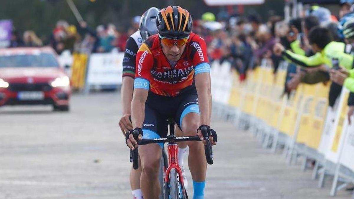 Mikel Landa, en la cuarta posición de la segunda etapa de la Volta.