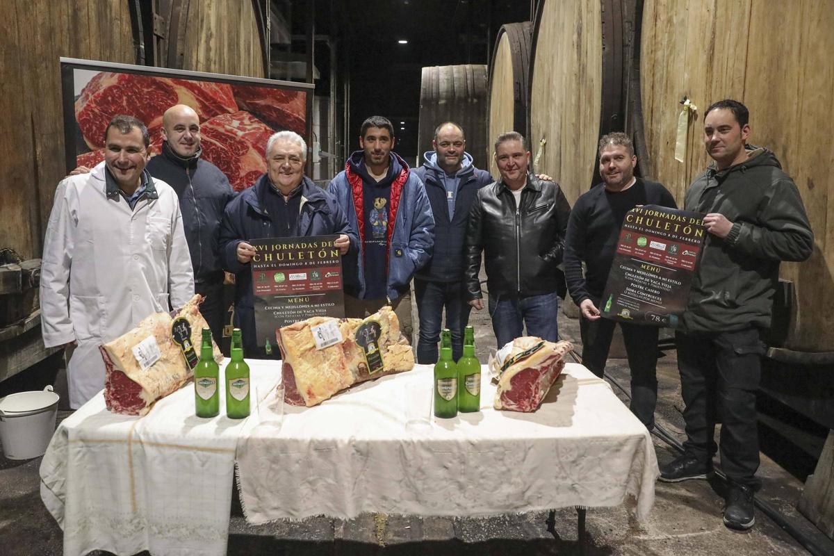 Participantes en la presentación de las jornadas.