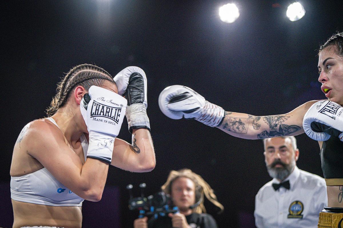 Tania Álvarez gana el campeonato europeo de boxeo en la categoría de peso super gallo.