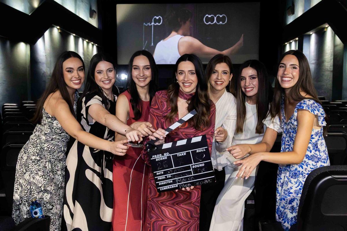 La Bellea del Foc y sus damas comparten su pasión por el cine