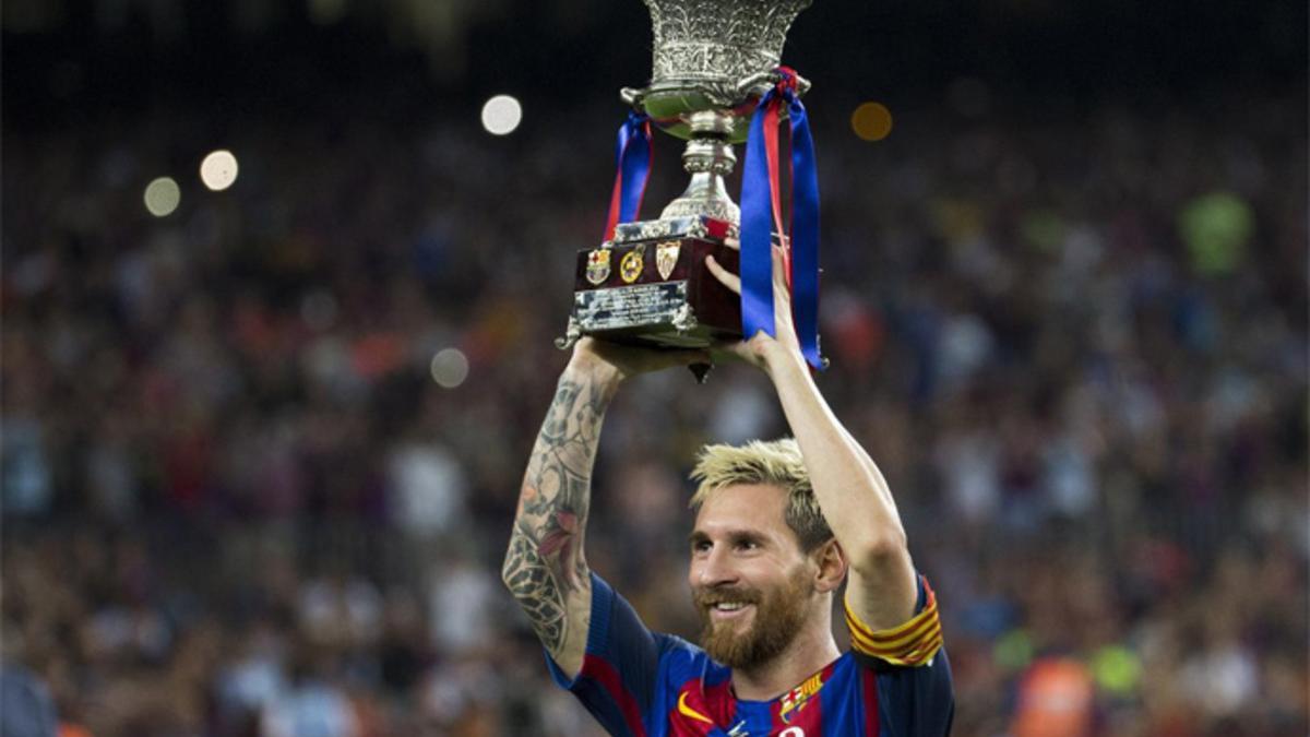 Leo Messi levantó su primer trofeo como capitán del FC Barcelona