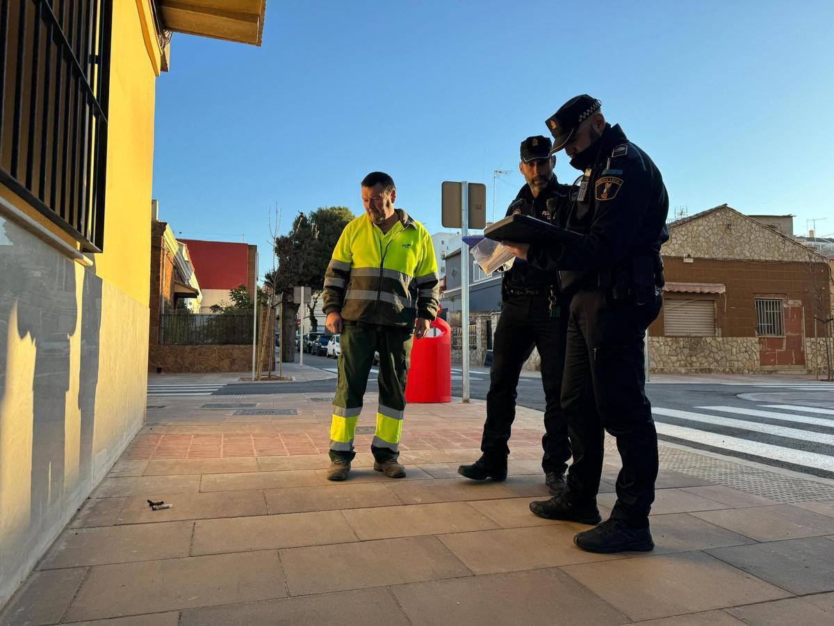 Campaña ADN canino en Paterna.