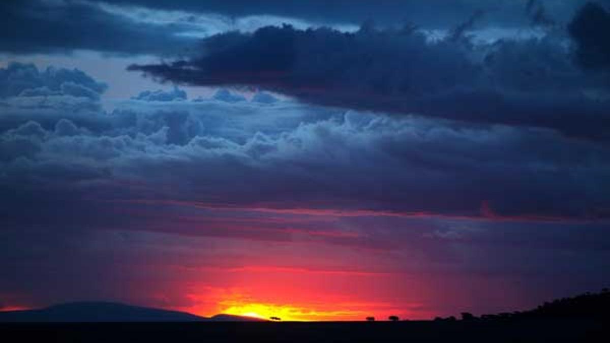 Atardecer en el Parque Nacional del Serengeti en Tanzania.