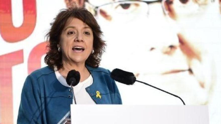 La alcaldesa de Vic pide no hablar en castellano a quien &quot;no parezca catalán&quot;