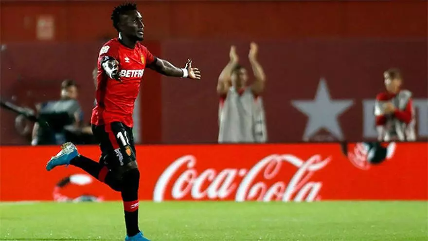 Lo mejor de Lago Junior ante el Real Madrid