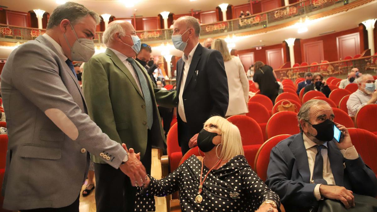 Córdoba entrega la distinción a Julio Anguita de Hijo Adoptivo de la Ciudad a título póstumo