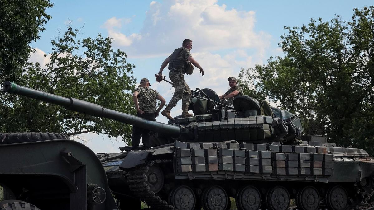 Russia's attack on Ukraine continues, in the Donbas region