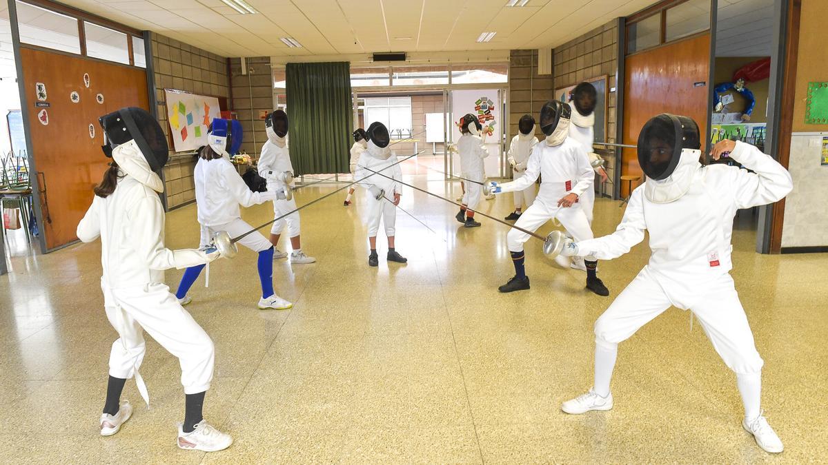 Equipo de esgrima, en uno de los entrenamientos.