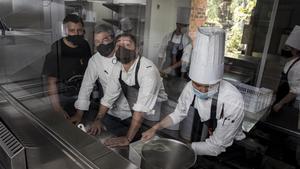 Josep, Joan y Jordi Roca , durante los preparativos de El Celler de Can Roca para su reapertura tras el fin del estado de alarma, el pasado mes de junio.