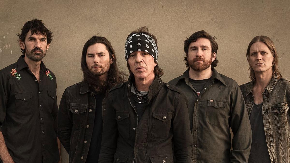 La formación que firma el disco está integrada por Johnny Phatouros a la voz, Tommy Hopkins y Bobby Burgess a las guitarras, Levi Caddy al bajo y Alex Megaw a la batería, con aportaciones adicionales de Jozef Grech.