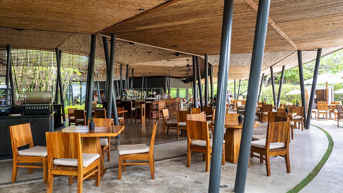 La arquitectura abierta favorece la conexión constante con la naturaleza.